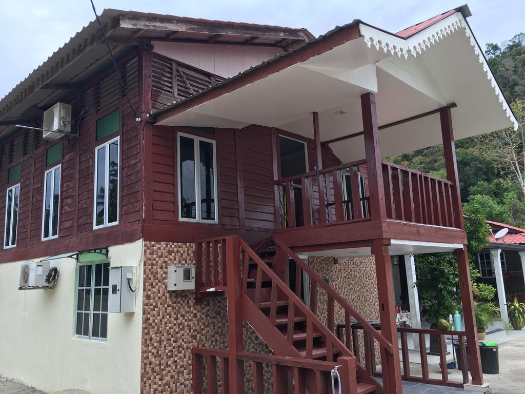 Sri Kilim Resthouse And Homestay Langkawi Exterior photo